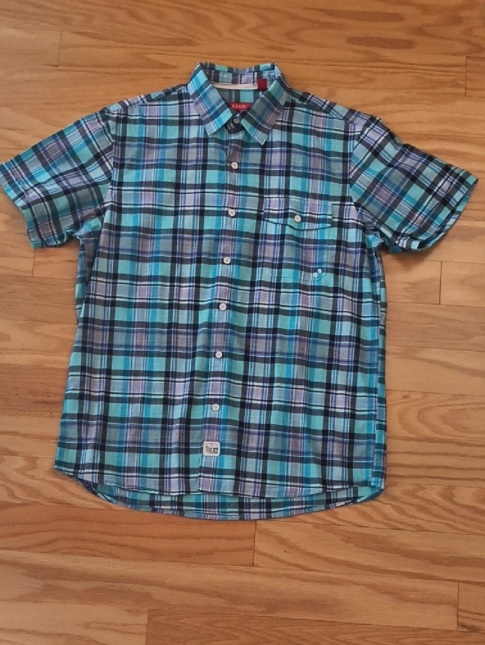 Izod Short-Sleeve Button Down Blue Plaid Shirt Size M EUC